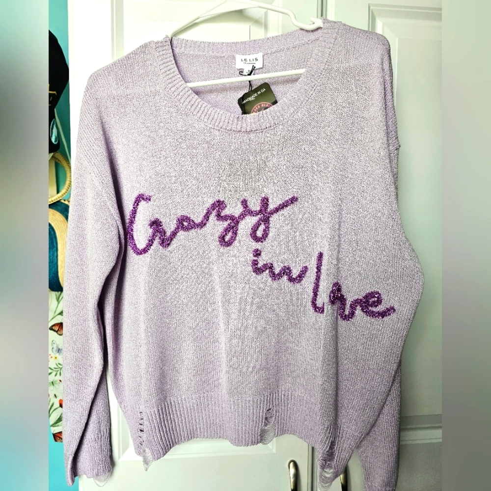🆕️Distressed Sweater - Picture 2 of 8